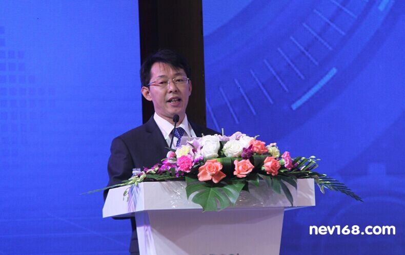 第4屆鋰電“達(dá)沃斯”論壇23日開幕 聚焦新能源產(chǎn)業(yè)發(fā)展 第4屆鋰電“達(dá)沃斯”論壇23日開幕 聚焦新能源產(chǎn)業(yè)發(fā)展