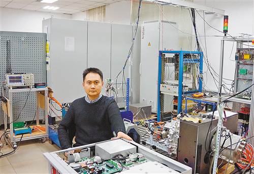 重慶大學陸帥:新能源汽車需要技術“突圍” 重慶大學陸帥:新能源汽車需要技術“突圍”