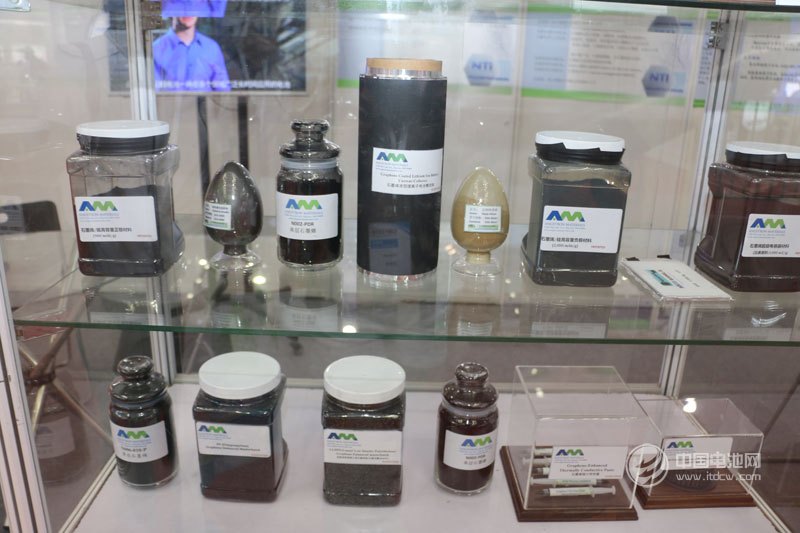 美科學家找到量產石墨烯新方法 便宜并且耗能低