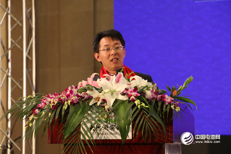 中國電池網(wǎng)創(chuàng)始人/董事長、電池百人會理事長/秘書長于清教發(fā)表總結(jié)致辭