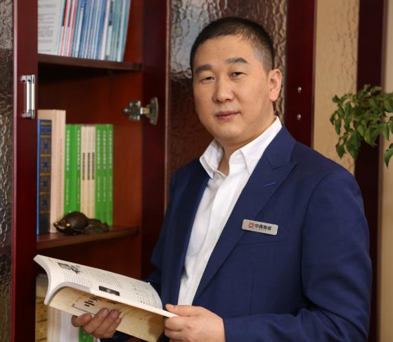 無錫中鼎物流設備有限公司 董事長兼總經理 張科