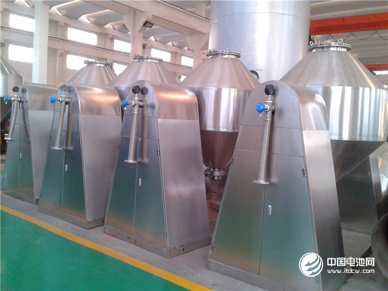 雙錐回轉真空干燥機 雙錐回轉真空干燥機