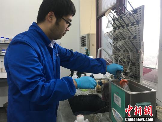 “石墨烯+”電池研制成功