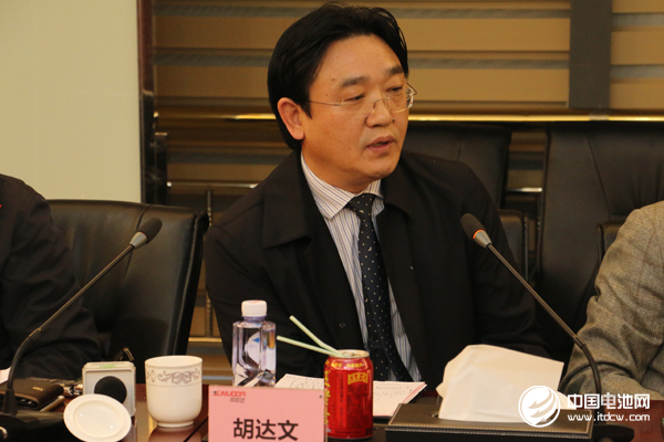 深圳中興創新材料技術有限公司董事長胡達文