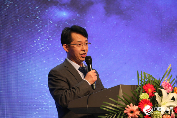 鋰電“達(dá)沃斯”論壇/電池百人會(huì)秘書長(zhǎng)、中國(guó)電池網(wǎng)創(chuàng)始人/董事長(zhǎng)于清教