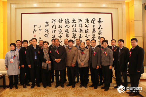 聚焦微型電動車 2018第12屆山東國際新能源汽車電動車展覽會開幕