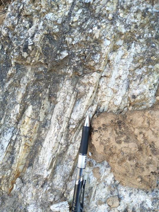 近年四川鋰礦探明超200萬(wàn)噸 或成新能源車(chē)電池“主力軍” 近年四川鋰礦探明超200萬(wàn)噸 或成新能源車(chē)電池“主力軍”