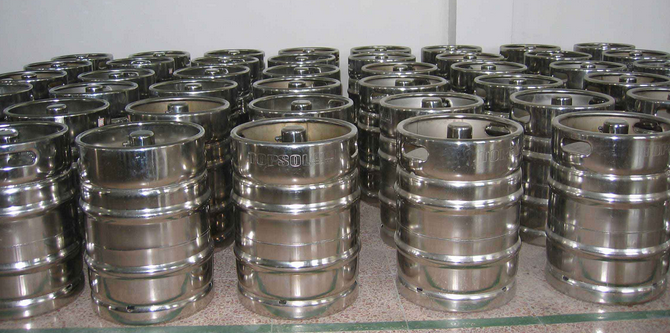 2017年中國(guó)鋰電池電解液價(jià)格一路低迷 全年產(chǎn)量10萬(wàn)噸 2017年中國(guó)鋰電池電解液價(jià)格一路低迷 全年產(chǎn)量10萬(wàn)噸