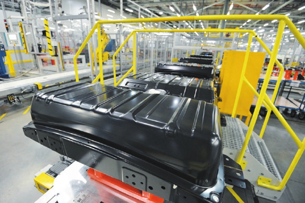 補貼退坡市場驅動 磷酸鐵鋰電池或迎回潮 補貼退坡市場驅動 磷酸鐵鋰電池或迎回潮