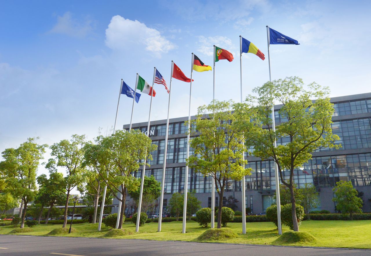 均勝電子 均勝電子