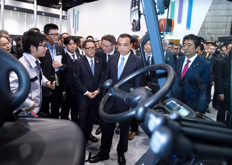 李克強總理參觀豐田汽車廠區釋放什么信號？