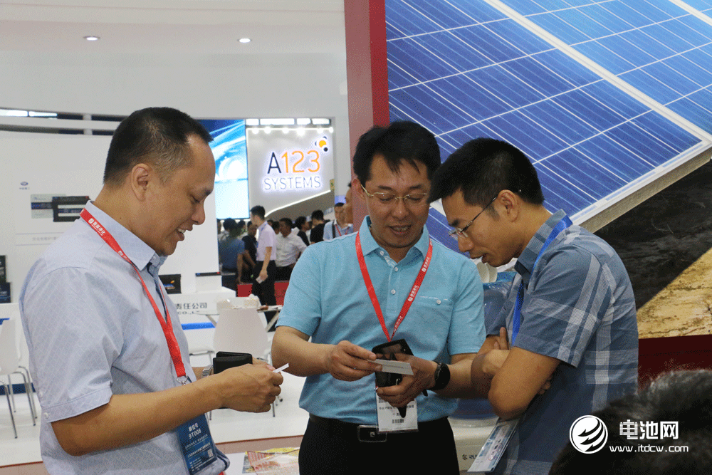 鋰電“達沃斯”論壇組委會/電池百人會/中關村新型電池技術創新聯盟秘書長于清教與普瑞賽思董事長許輝勇等交流 鋰電“達沃斯”論壇組委會/電池百人會/中關村新型電池技術創新聯盟秘書長于清教與普瑞賽思董事長許輝勇等交流