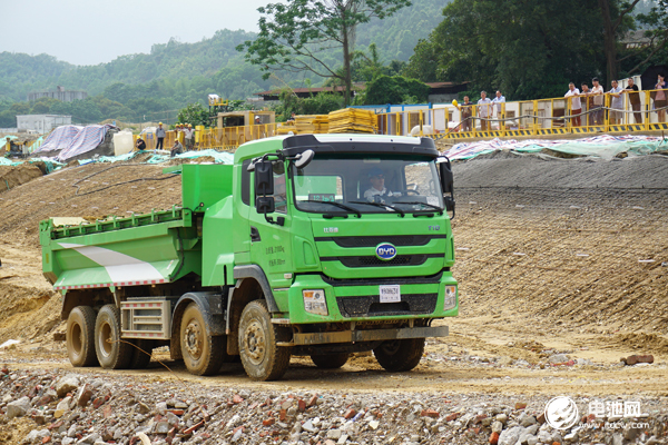 呈“雨后春筍”之勢 電動卡車規模化應用越來越近