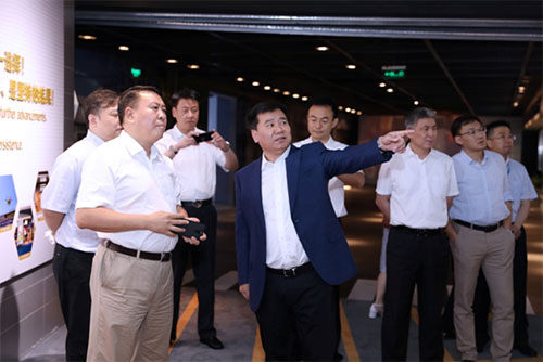 蘇寧發力新能源汽車 與北汽洽談戰略布局 蘇寧發力新能源汽車 與北汽洽談戰略布局