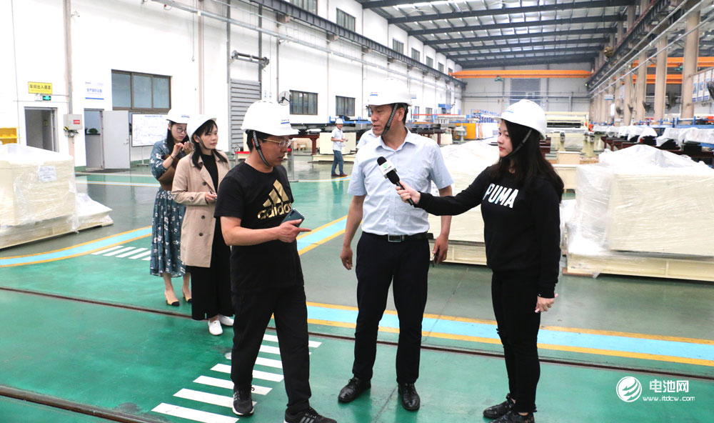 中關村新型電池技術創新聯盟/鋰電“達沃斯”秘書長、電池百人會理事長于清教一行應邀調研藍科途 中關村新型電池技術創新聯盟/鋰電“達沃斯”秘書長、電池百人會理事長于清教一行應邀調研藍科途