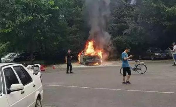 安全事故頻發 新能源車行業啟動專項排查