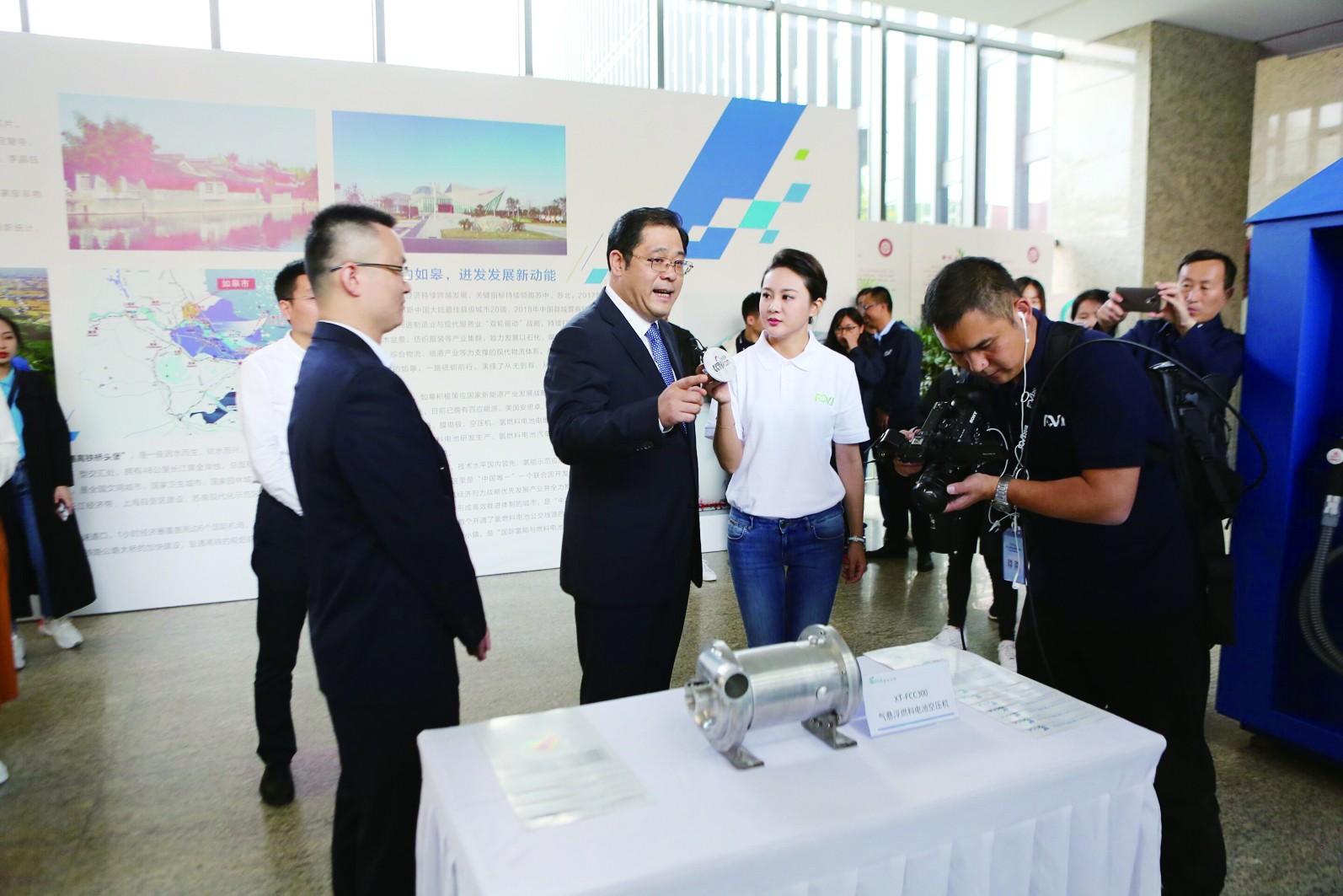 長三角氫能燃料電池汽車科普巡游活動在如皋始發 長三角氫能燃料電池汽車科普巡游活動在如皋始發