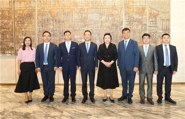 吉利、長城今天握手言和!攜手做強(qiáng)中國品牌! 吉利、長城今天握手言和!攜手做強(qiáng)中國品牌!