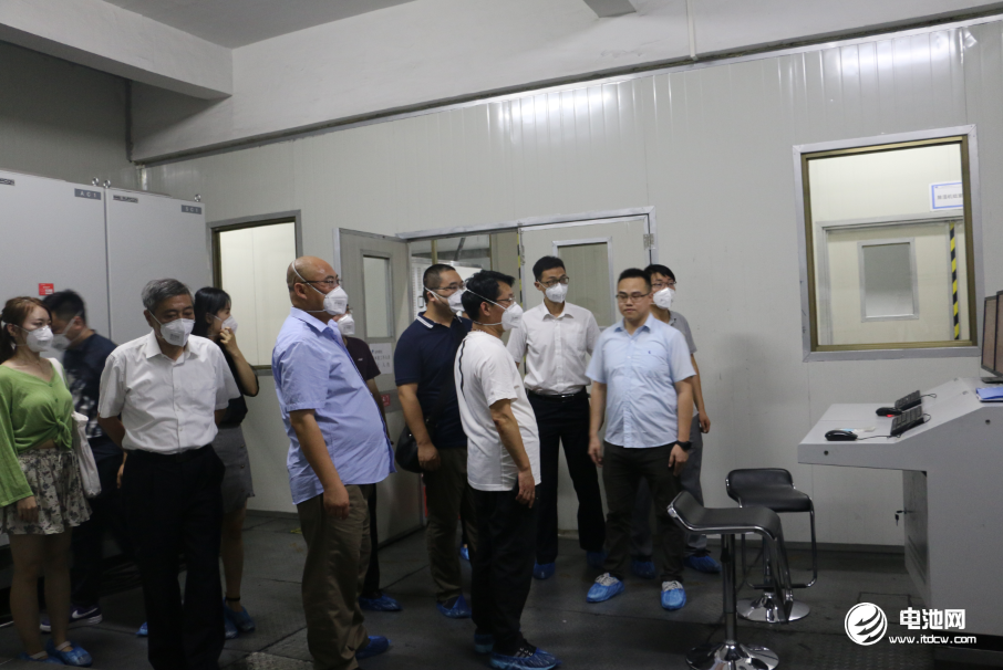 電池百人會調(diào)研團(tuán)考察容百科技 電池百人會調(diào)研團(tuán)考察容百科技