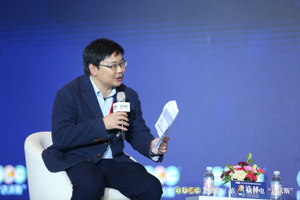 武漢理工大學教授唐浩林