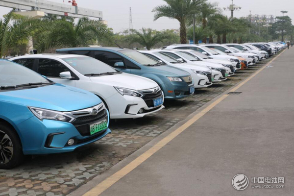 2018年全國(guó)新能源車(chē)保有量達(dá)261萬(wàn)輛 占汽車(chē)總量1.09%