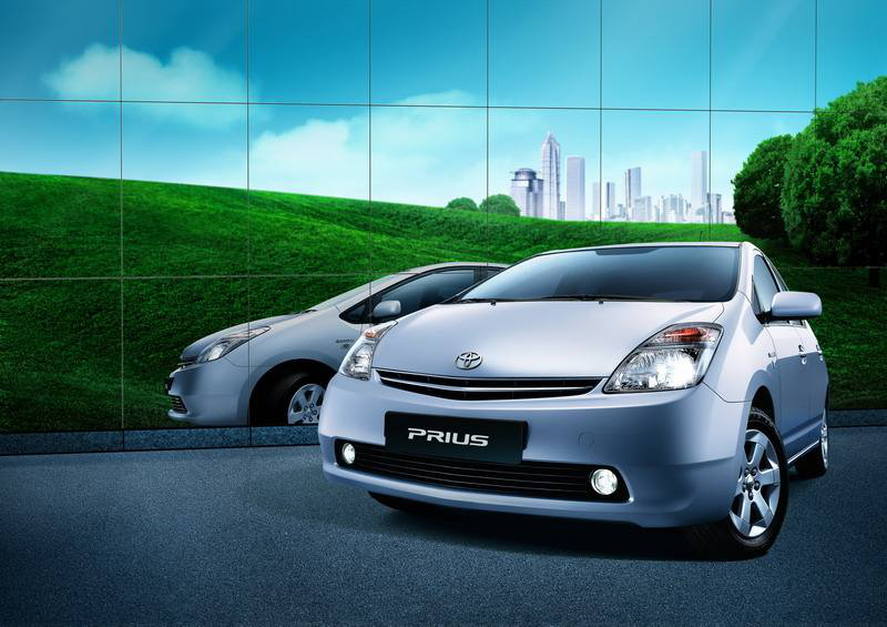 首創方形鋁殼電芯高速疊片工藝 下一個動力電池“獨角獸”會是它？