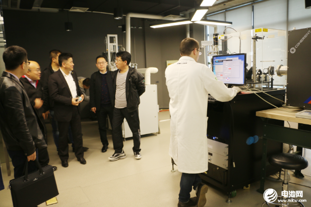 中國電池新能源產業鏈調研團一行參觀調研長興中俄研究院