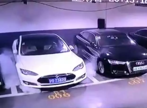 電動車更容易起火?數據顯示電動車起火概率并不比汽油車高 電動車更容易起火?數據顯示電動車起火概率并不比汽油車高