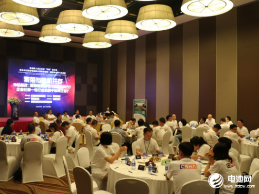 問道金沙灘 電池百人會企業家共享青山綠水盛宴 問道金沙灘 電池百人會企業家共享青山綠水盛宴