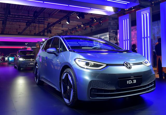 大眾集團ID.3電動車舉行投產儀式 德國總理默克爾出席 大眾集團ID.3電動車舉行投產儀式 德國總理默克爾出席