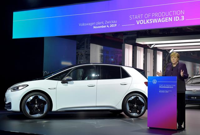 大眾集團ID.3電動車舉行投產儀式 德國總理默克爾出席 大眾集團ID.3電動車舉行投產儀式 德國總理默克爾出席