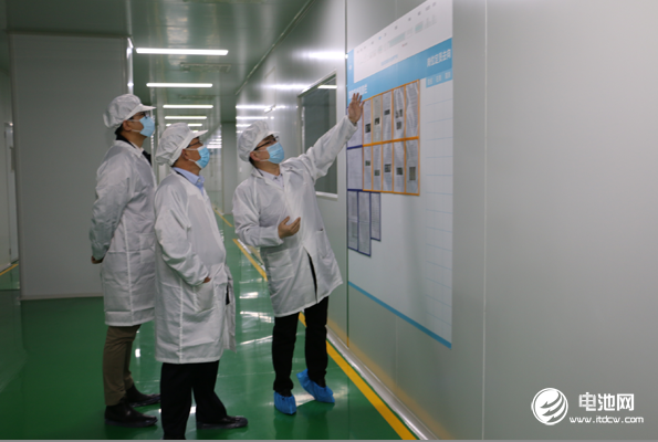 中國電池新能源產(chǎn)業(yè)鏈調(diào)研團一行參觀調(diào)研藍(lán)科途 中國電池新能源產(chǎn)業(yè)鏈調(diào)研團一行參觀調(diào)研藍(lán)科途