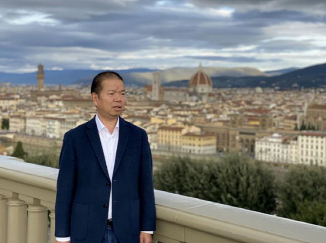 尤利卡太陽(yáng)能科技發(fā)展有限公司總經(jīng)理王明來(lái)