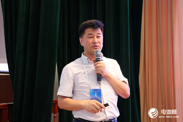 中俄新能源材料技術(shù)研究院院長(zhǎng)王慶生 中俄新能源材料技術(shù)研究院院長(zhǎng)王慶生