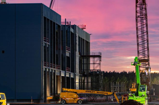 圖注:特斯拉柏林工廠建設現場 圖注:特斯拉柏林工廠建設現場