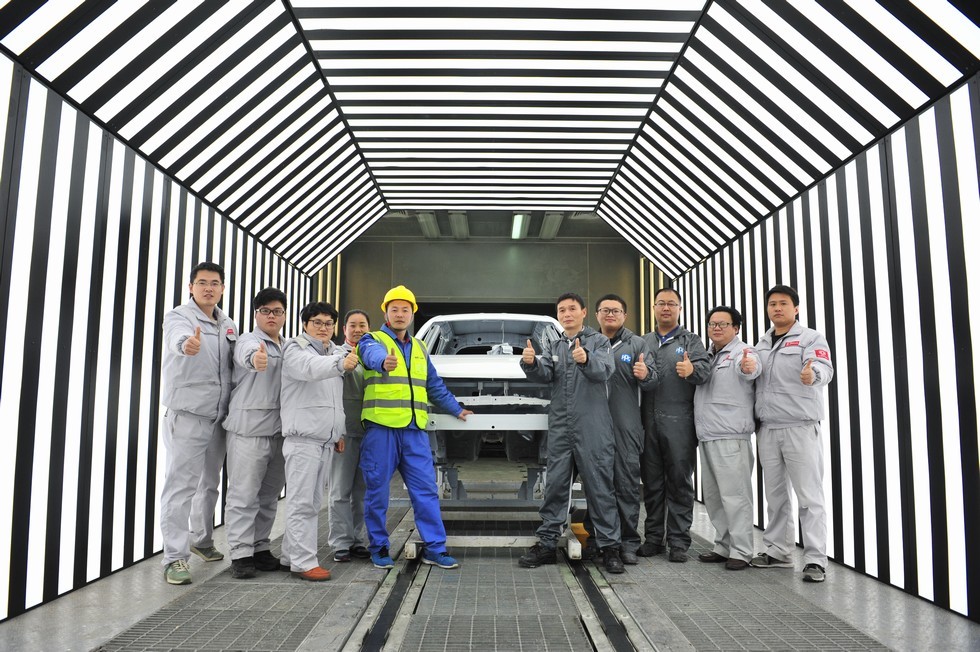 東風(fēng)汽車獲3.2億國家補(bǔ)貼 百輛氫燃料電池乘用車年底將示范運(yùn)行