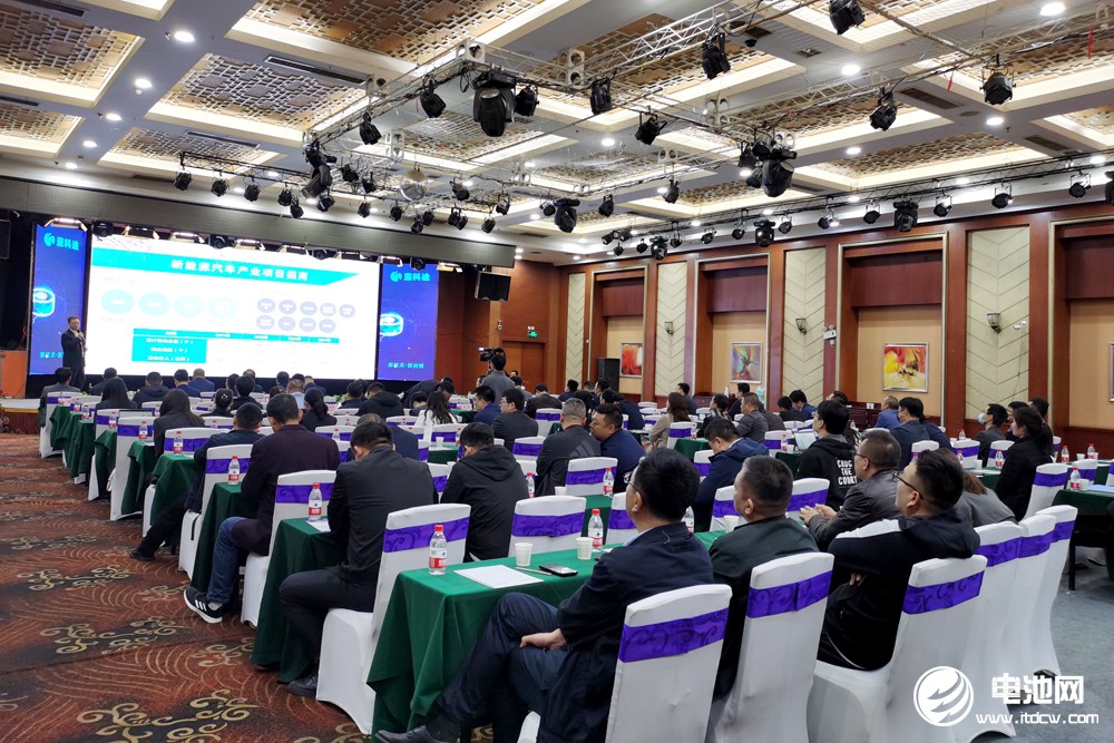 超高強+在線涂覆鋰電隔膜新品發布 山西藍科途二期預計年底投產 超高強+在線涂覆鋰電隔膜新品發布 山西藍科途二期預計年底投產