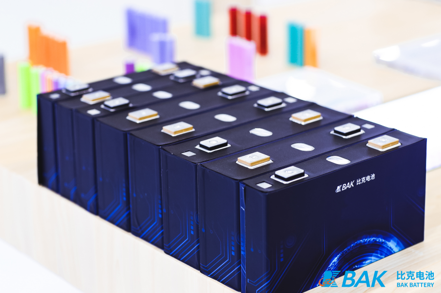 比克電池與漢龍通達(dá)戰(zhàn)略簽約 20億投入聚焦移動(dòng)充電需求