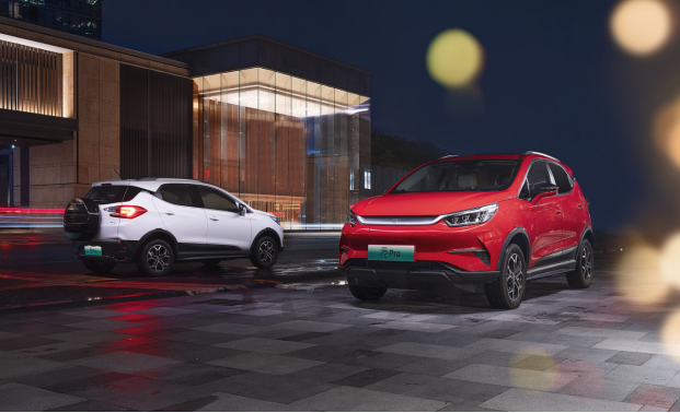 7月銷量破5萬輛!比亞迪創新能源乘用車月銷“新紀錄” 7月銷量破5萬輛!比亞迪創新能源乘用車月銷“新紀錄”