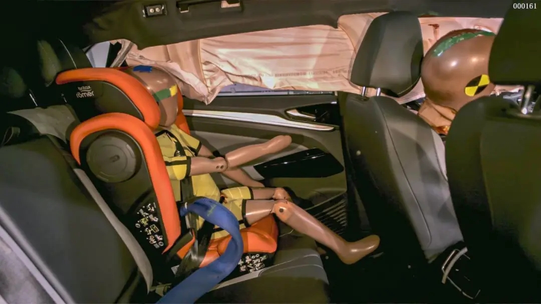 起火？爆炸？電動車電池安全如何保障？秘訣在這…