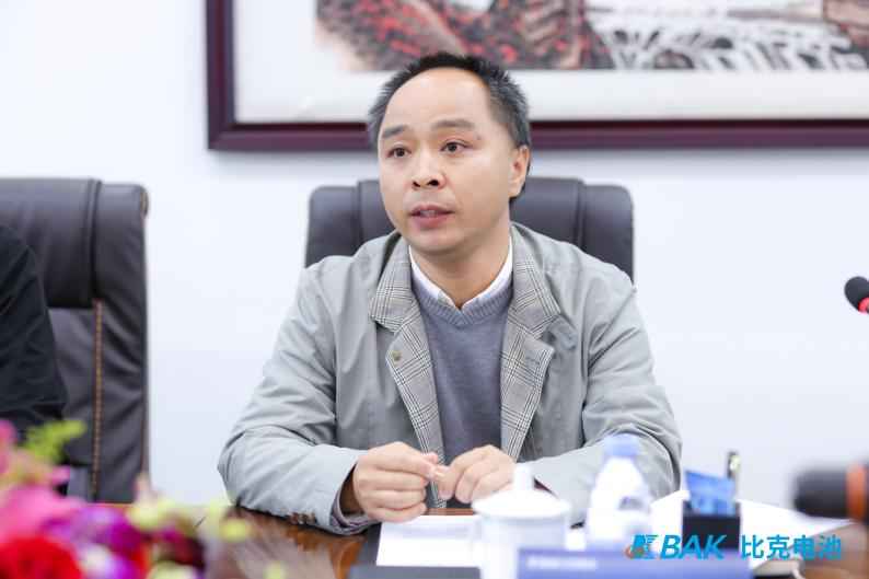 比克電池小動(dòng)力產(chǎn)品開(kāi)發(fā)負(fù)責(zé)人宋華杰 比克電池小動(dòng)力產(chǎn)品開(kāi)發(fā)負(fù)責(zé)人宋華杰