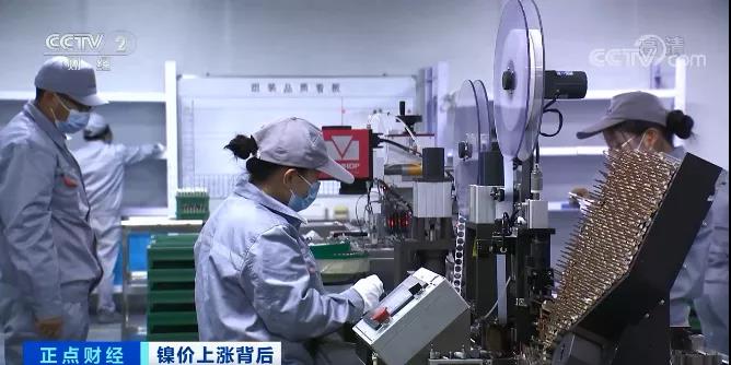 訂單量暴漲360%!產能拉滿仍供不應求!原料價格漲漲漲,未來怎么走? 訂單量暴漲360%!產能拉滿仍供不應求!原料價格漲漲漲,未來怎么走?