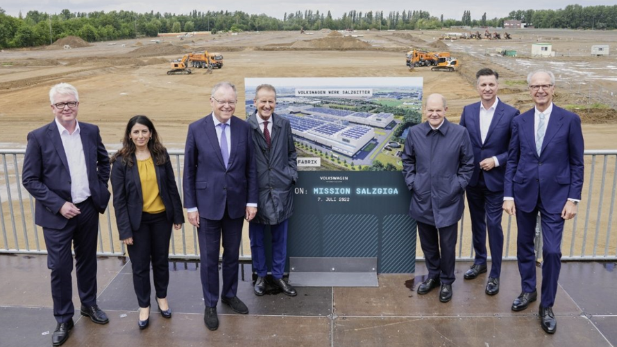 大眾德國(guó)薩爾茨基特電池廠破土動(dòng)工