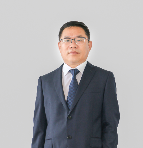 北京新能源汽車股份有限公司青島分公司 黨委書記/總經(jīng)理 王慶洲 北京新能源汽車股份有限公司青島分公司 黨委書記/總經(jīng)理 王慶洲