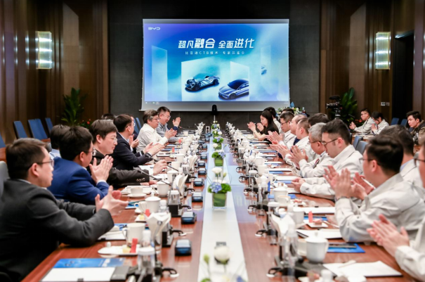 挖掘刀片電池潛力，看比亞迪CTB技術如何引領電動汽車新風向！