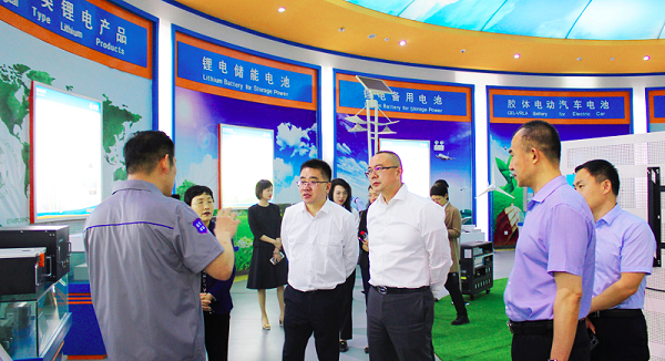 華納新能源與奧冠集團(tuán)簽署戰(zhàn)略合作協(xié)議 華納新能源與奧冠集團(tuán)簽署戰(zhàn)略合作協(xié)議