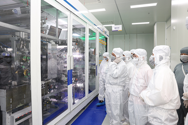 探秘鹽城飛疊短刀基地 解鎖蜂巢能源PHEV市場(chǎng)爆發(fā)密碼