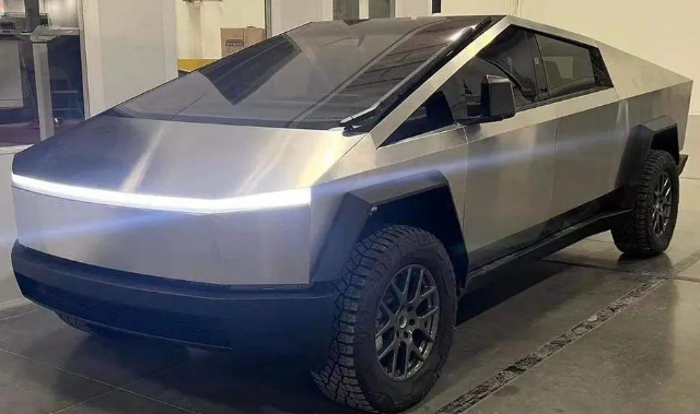 預計將于2024年量產交付的裝載4680大圓柱的Cybertruck