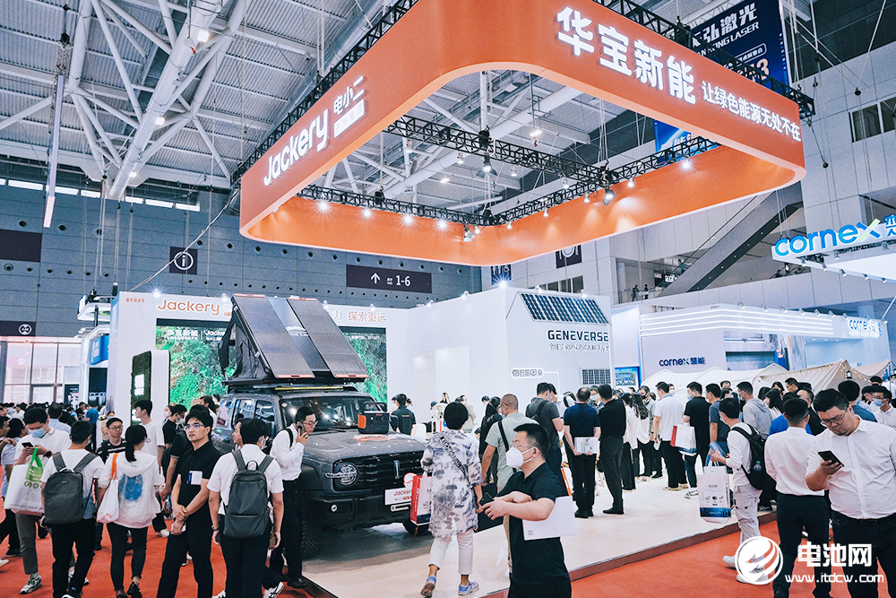 讓綠色能源無處不在 Jackery電小二光充戶外電源進化之路 讓綠色能源無處不在 Jackery電小二光充戶外電源進化之路