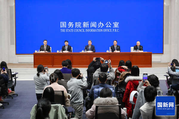 我國城市公交車新能源比重達77.6% 將加快推廣應用新能源機車